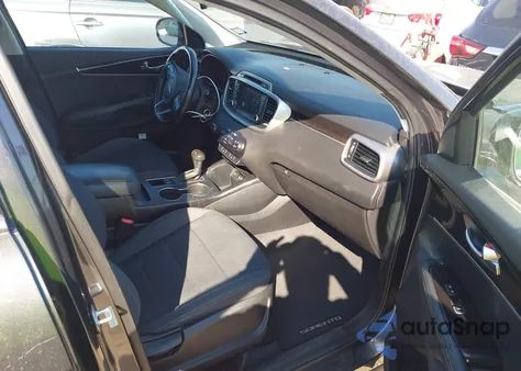 2017 Kia Sorento 3.3L Lx z USA, uszkodzony, nr VIN 5XYPG4A57HG222469